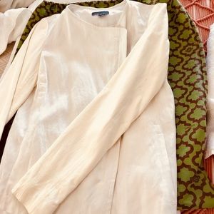 VINCE white linen and Creme Jacket